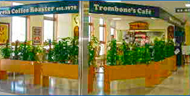 Trombone's Café よかセンター店の写真